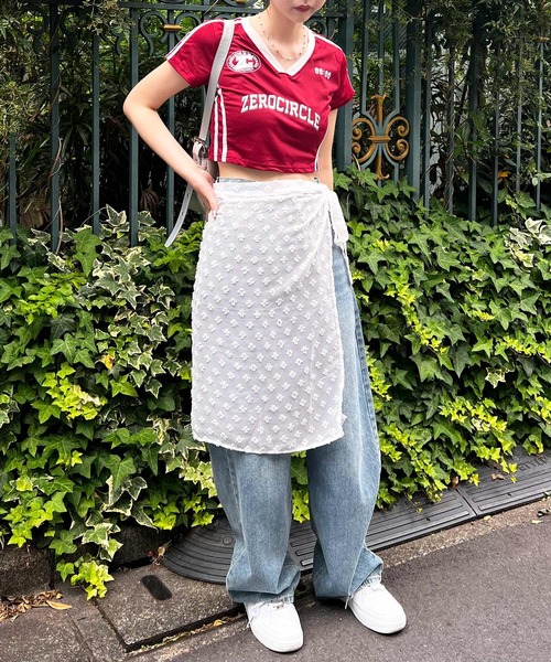 MEMECLE（メメクル）の「【 MEMECLE / メメクル 】半袖 レタリング ユニフォームシャツ　ゲームシャツ（Tシャツ/カットソー・レディース・レッド/ブラック/ライトブルー・S/M/L）」の14枚目の写真