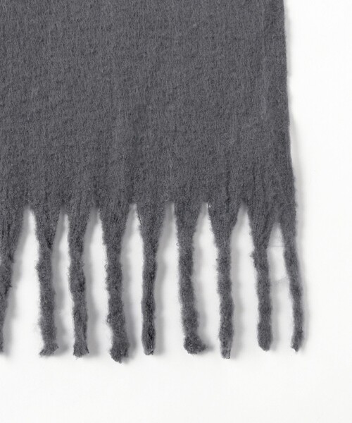 BEAMS（ビームス）の「シャギー ビッグ ストール（マフラー・メンズ・オフホワイト/グレー/ブラック・ONE SIZE）」の16枚目の写真