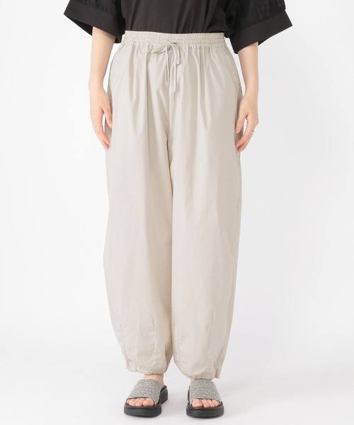 studio CLIP（スタディオクリップ）の「パラシュートパンツ[プチサイズあり]（その他パンツ・レディース・スモーク/カーキ/ライトグレー・FREE/PF）」の11枚目の写真