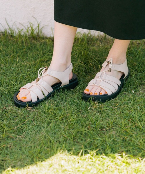 studio CLIP(スタディオクリップ)の「グラディエーターサンダル(サンダル・レディース・ブラック/オフホワイト・MEDIUM/LARGE)」の5枚目の写真