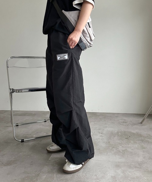 apres jour mignon(アプレジュールミニョン)の「【apres jour mignon SOIE】ユニセックスナイロンタックパンツ【ZOZOTOWN限定アイテム】(その他パンツ・レディース・カーキ/ブラック/オフホワイト・X-LARGE/MEDIUM/SMALL)」の16枚目の写真
