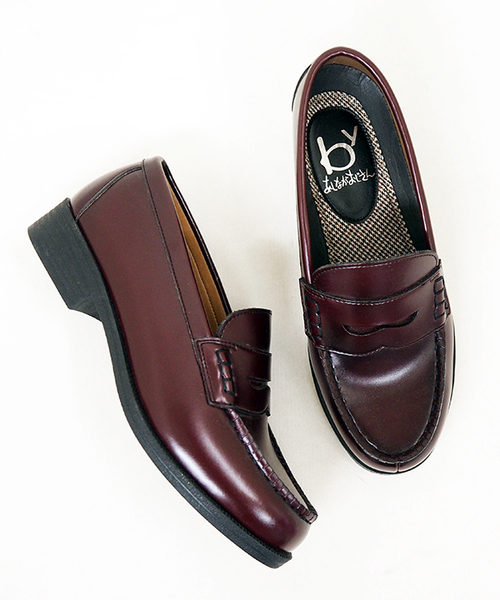 byあしながおじさん（バイアシナガオジサン）の「〈 byあしながおじさん 〉　ベーシックコインローファー（ローファー・レディース・ダークブラウン/ブラック/ワイン・24.0cm/24.5cm/23.0cm/22.5cm/23.5cm）」の3枚目の写真