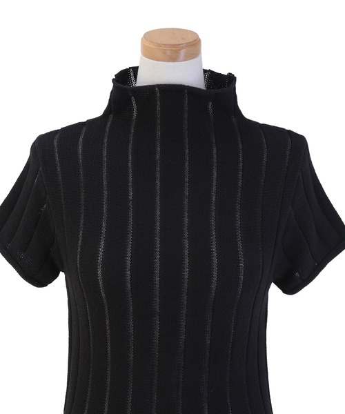 MIELI INVARIANT（ミエリインヴァリアント）の「Stripe Sheer H/N Tops（ニット/セーター・レディース・ブラック/レッド・FREE）」の13枚目の写真
