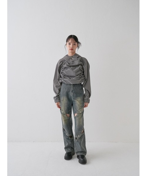 カットアウトデザイン ストレートデニム スタッズ カットアウトデザイン ストレートデニム（デニムパンツ