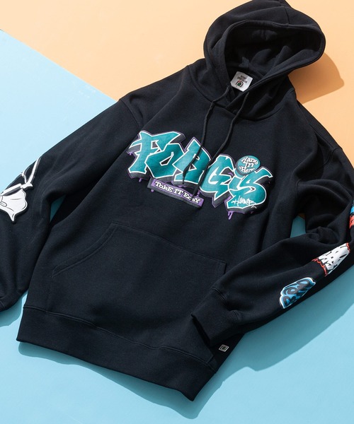 JEANS MATE(ジーンズメイト)の「【DESERT SPORTSWEAR/デザートスポーツウェア】ビックシルエット 袖プリント グラフィック プルオーバーパーカー(パーカー・メンズ・グレー/パープル/ブラック・X-LARGE/LARGE/MEDIUM)」の2枚目の写真