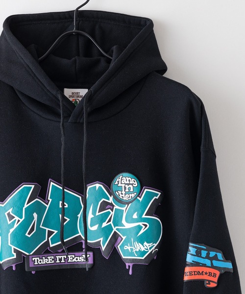 JEANS MATE(ジーンズメイト)の「【DESERT SPORTSWEAR/デザートスポーツウェア】ビックシルエット 袖プリント グラフィック プルオーバーパーカー(パーカー・メンズ・グレー/パープル/ブラック・X-LARGE/LARGE/MEDIUM)」の19枚目の写真