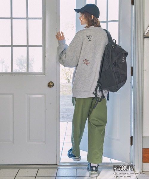 PEANUTS（ピーナッツ）の「【PEANUTS / SNOOPY】別注 ピーナッツ スヌーピー&フレンズ ヴィンテージライク スウェット（スウェット・レディース・ネイビー/オートミール/アイボリー/杢グレー・FREE）」の9枚目の写真