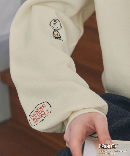 PEANUTS（ピーナッツ）の「【PEANUTS / SNOOPY】別注 ピーナッツ スヌーピー&フレンズ ヴィンテージライク スウェット（スウェット・レディース・ネイビー/オートミール/アイボリー/杢グレー・FREE）」の21枚目の写真