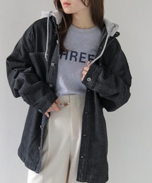 HER CLOSET（ハークローゼット）の「【HER CLOSET】フード付き2WAYビッグシルエットデニムジャケット 2WAY HOODED BIG SILHOUETTE DENIM JACKET（デニムジャケット）」