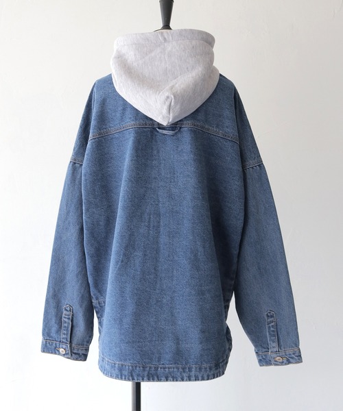 HER CLOSET(ハークローゼット)の「【HER CLOSET】フード付き2WAYビッグシルエットデニムジャケット 2WAY HOODED BIG SILHOUETTE DENIM JACKET(デニムジャケット・レディース・ブラック/ネイビー・L/M)」の22枚目の写真