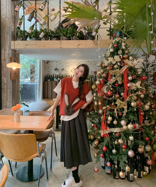 LAC-VERT（ラック・ヴェール）の「シンプルロングプリーツスカート（スカート・レディース・グレー/ブラック・FREE）」の5枚目の写真