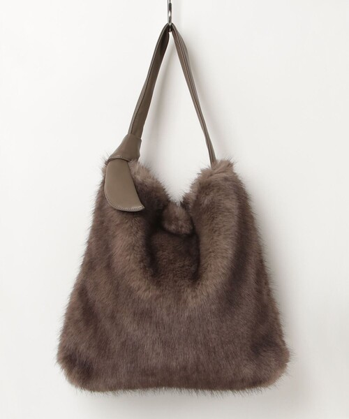 fredy emue（フレディエミュ）の「結びハンドルファートートバック（ハンドバッグ・レディース・アイボリー/グレイッシュベージュ・FREE）」の6枚目の写真