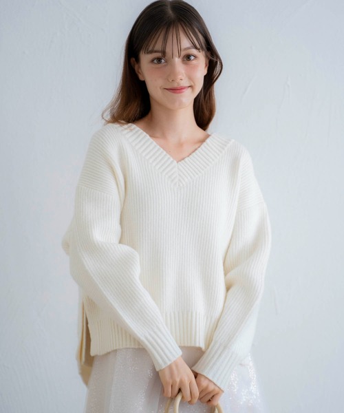 NOELA(ノエラ)の「バックリボンゆるニット(ニット/セーター・レディース・ネイビー/モカ/オフホワイト・フリー)」の9枚目の写真