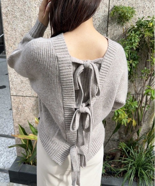 NOELA(ノエラ)の「バックリボンゆるニット(ニット/セーター・レディース・ネイビー/モカ/オフホワイト・フリー)」の13枚目の写真