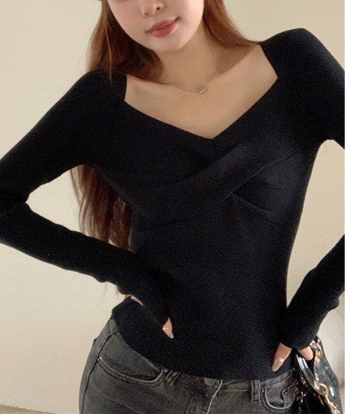 kirakiraShop(キラキラショップ)の「ツイスト Vネック リブニット トップス(ニット/セーター・レディース・モカ/ホワイト/ブラック・FREE)」の7枚目の写真