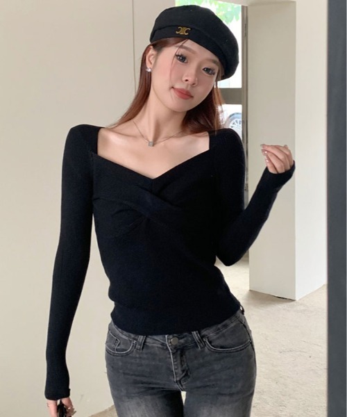 kirakiraShop(キラキラショップ)の「ツイスト Vネック リブニット トップス(ニット/セーター・レディース・モカ/ホワイト/ブラック・FREE)」の9枚目の写真
