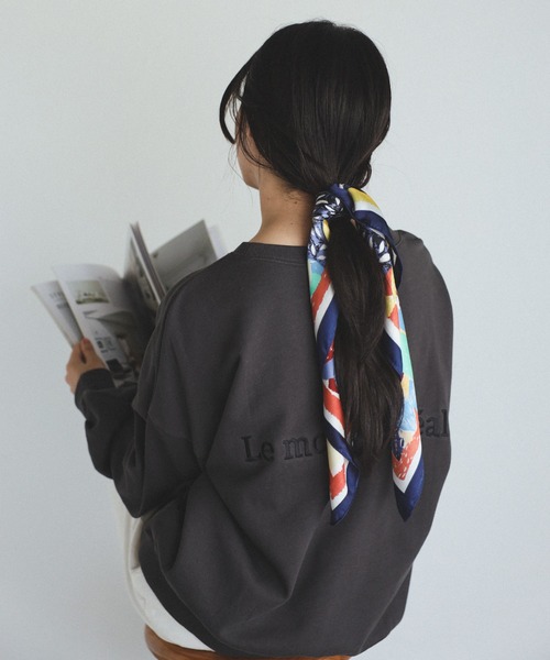 Bonjour Sagan（ボンジュールサガン）の「柄スカーフ(70×70)（バンダナ/スカーフ・レディース・ネイビー/ゼブラ/レオパード・FREE）」の6枚目の写真