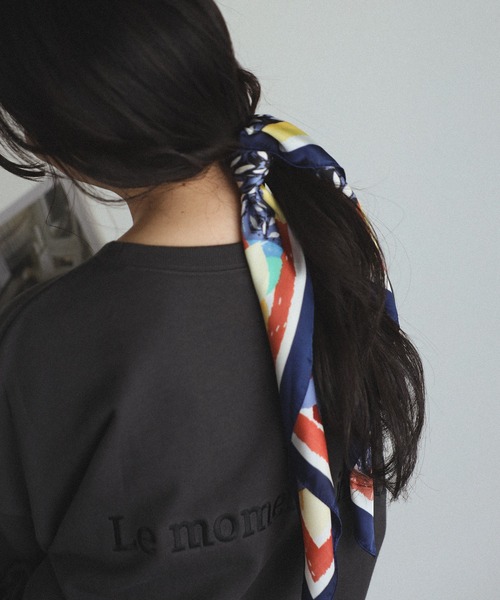 Bonjour Sagan（ボンジュールサガン）の「柄スカーフ(70×70)（バンダナ/スカーフ・レディース・ネイビー/ゼブラ/レオパード・FREE）」の7枚目の写真