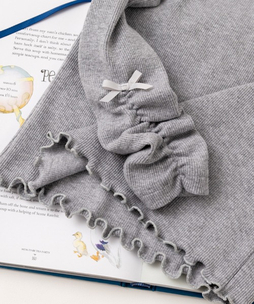 panpantutu（パンパンチュチュ）の「シャーリングハイネックトップ（Tシャツ/カットソー・キッズ・ライトグレー/ブラック/スモークピンク・120cm/130cm/140cm/90cm/110cm/100cm）」の6枚目の写真