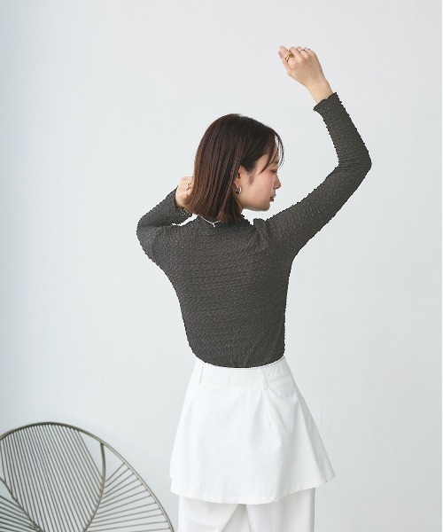 ad thie(アドティエ)の「ぽこぽこハイネック カットソー(Tシャツ/カットソー・レディース・ブラック/カーキ/オフホワイト/チャコール/ブラウン・FREE)」の22枚目の写真