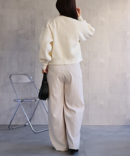ap retro(アプレトロ)の「BIGボタンニットカーディガン / ショートカーディガン(カーディガン/ボレロ・レディース・グレー/オレンジ/オフホワイト/ネイビー/ブルー/ベージュ・FREE)」の8枚目の写真