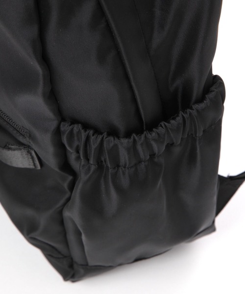 LAKOLE(ラコレ)の「カジュアルデイバッグ / 283601(バックパック/リュック・レディース・ブラック/ベージュ・FREE)」の9枚目の写真