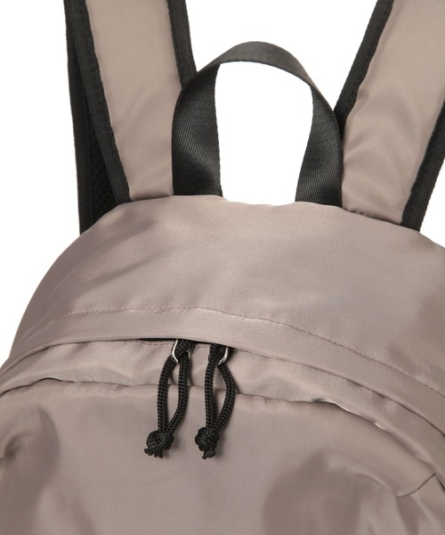LAKOLE(ラコレ)の「カジュアルデイバッグ / 283601(バックパック/リュック・レディース・ブラック/ベージュ・FREE)」の5枚目の写真