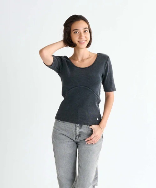 ROXY(ロキシー)の「EMBRACE YOURSELF/ロキシー半袖Tシャツ(Tシャツ/カットソー・レディース・インディゴブルー/ベージュ/ブラック・SMALL/MEDIUM/LARGE)」の2枚目の写真