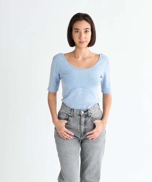 ROXY(ロキシー)の「EMBRACE YOURSELF/ロキシー半袖Tシャツ(Tシャツ/カットソー・レディース・インディゴブルー/ベージュ/ブラック・SMALL/MEDIUM/LARGE)」の21枚目の写真