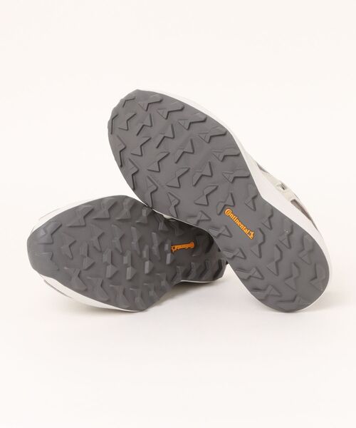 adidas(アディダス)の「【adidas】 KANTAI TRAIL M(スニーカー・メンズ・グレー・25.5cm/26.0cm/26.5cm/27.0cm/27.5cm/28.0cm/29.0cm)」の3枚目の写真