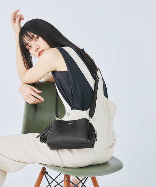 MURUA(ムルーア)の「MURUA(ムルーア) ミニショルダーバッグ MR-B1324 タッセル(ショルダーバッグ・レディース・ブラック/ライトグレー/ネイビー・FREE)」の20枚目の写真