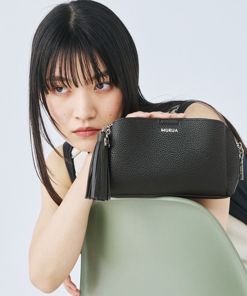 MURUA(ムルーア)の「MURUA(ムルーア) ミニショルダーバッグ MR-B1324 タッセル(ショルダーバッグ・レディース・ブラック/ライトグレー/ネイビー・FREE)」の19枚目の写真