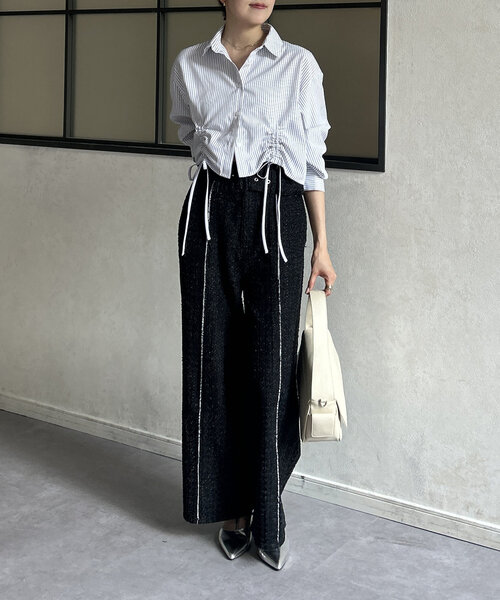 Thevon(ゼボン)の「ドロストストライプショートシャツ(シャツ/ブラウス・レディース・オフホワイト/ブルー/ブラック・FREE)」の9枚目の写真