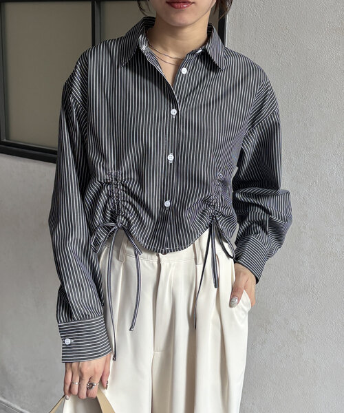 Thevon(ゼボン)の「ドロストストライプショートシャツ(シャツ/ブラウス・レディース・オフホワイト/ブルー/ブラック・FREE)」の22枚目の写真
