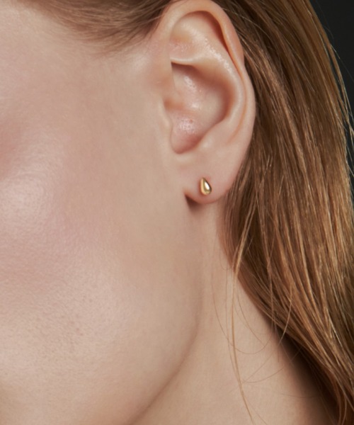 les bonbon(ルボンボン)の「【les bonbon】K18 drip pierce/ドリップ ピアス S(ピアス(両耳用)・レディース・イエローゴールド・S)」の5枚目の写真
