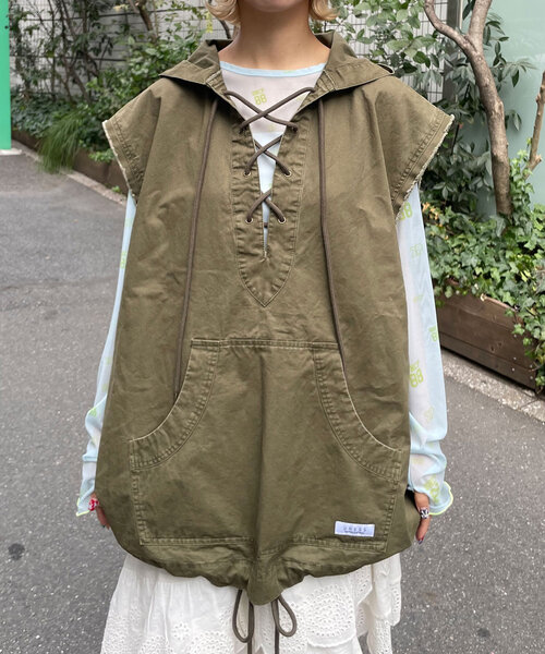 CIAOPANIC（チャオパニック）の「【UNESS/ユーネス】レースアップアノラックベスト（ベスト・レディース・カーキ・ONE SIZE）」の14枚目の写真