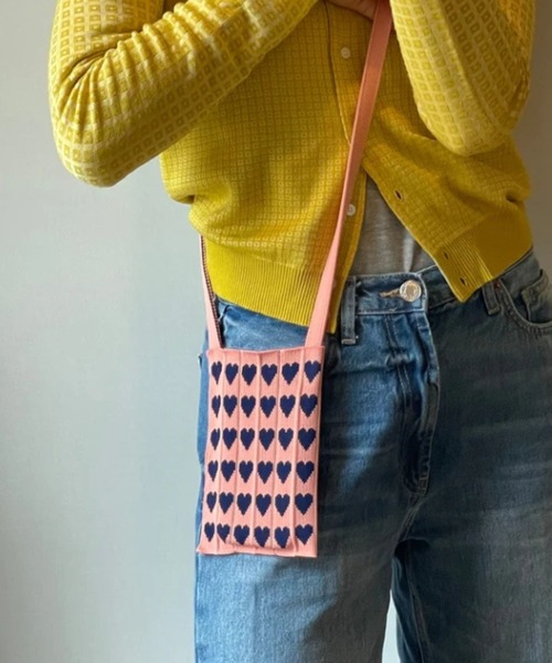 KNT365（ケイエヌティサンロクゴ）の「Me-Knitty Heart（ショルダーバッグ・レディース・ブラウン/ライトブルー/コーラルピンク・FREE）」の10枚目の写真