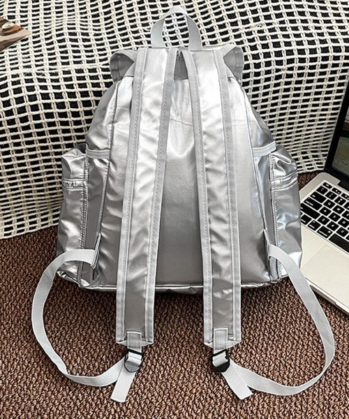 Miniministore(ミニミニストア)の「巾着リュック メタリック ドロストバッグ(バックパック/リュック・レディース・シルバー/ブラック・FREE)」の18枚目の写真