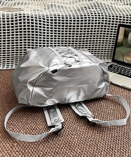 Miniministore(ミニミニストア)の「巾着リュック メタリック ドロストバッグ(バックパック/リュック・レディース・シルバー/ブラック・FREE)」の19枚目の写真