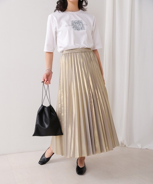 Bou Jeloud（ブージュルード）の「シャイニープリーツスカート（スカート・レディース・シルバー/シャンパン・MEDIUM）」の4枚目の写真