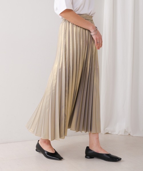 Bou Jeloud（ブージュルード）の「シャイニープリーツスカート（スカート・レディース・シルバー/シャンパン・MEDIUM）」の5枚目の写真