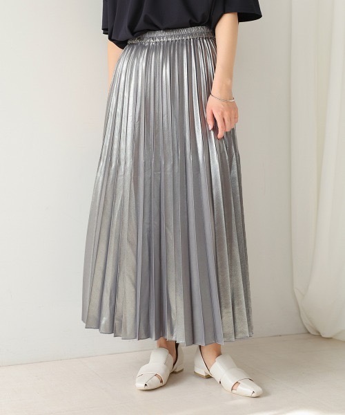 Bou Jeloud（ブージュルード）の「シャイニープリーツスカート（スカート・レディース・シルバー/シャンパン・MEDIUM）」の7枚目の写真