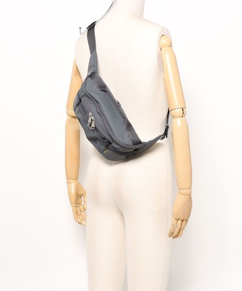 CIE(シー)の「【CIE】GRID3 WAIST PACK 032069(ショルダーバッグ・レディース・ネイビー/ライトグレー/オリーブ/ブラック・FREE)」の6枚目の写真