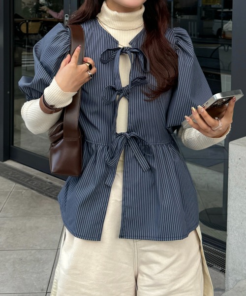 efill（エフィル）の「フロント リボン バルーン 袖 ストライプ シャツ（シャツ/ブラウス・レディース・ダークグリーン・FREE）」の13枚目の写真