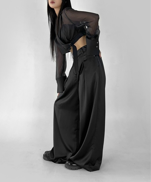 LVEU.(ラブユ.)の「【LVEU.】シアースリーブアシメクロップドジャケット / アウター ジャケット 羽織 クロップド ショート シアー シースルー 切替え アシンメトリー ブラック(テーラードジャケット・レディース・ブラック・FREE)」の7枚目の写真