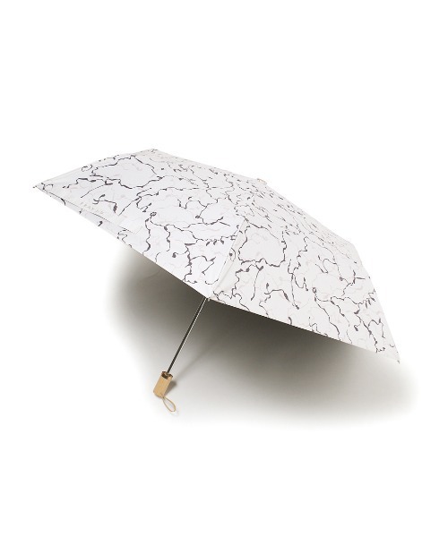 FRAY I.D(フレイアイディー)の「FRAY I.D晴雨兼用オリジナルプリント傘(折りたたみ傘・レディース・アイボリー/ブラック・FREE)」の2枚目の写真