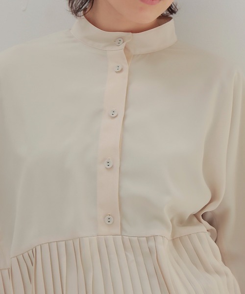 DRESSLAVE（ドレスレイブ）の「georgett pleats blouse(ジョーゼットプリーツブラウス)（シャツ/ブラウス・レディース・グリーン/ベージュ・38）」の6枚目の写真