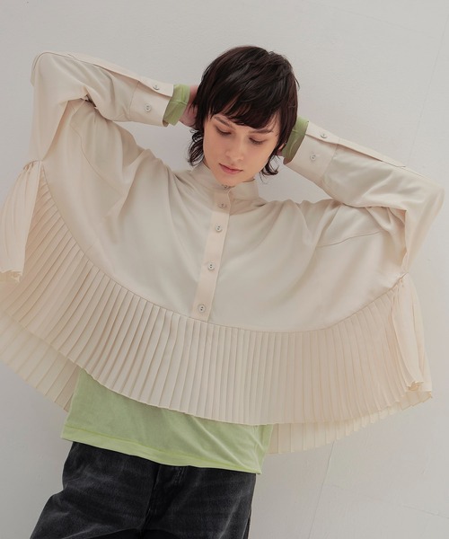 DRESSLAVE（ドレスレイブ）の「georgett pleats blouse(ジョーゼットプリーツブラウス)（シャツ/ブラウス・レディース・グリーン/ベージュ・38）」の8枚目の写真