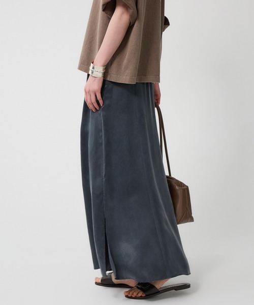 BABYLONE（バビロン）の「キュプラセミマーメイドスカート（スカート・レディース・グレイッシュベージュ/チャコール・36inch/38inch）」の4枚目の写真