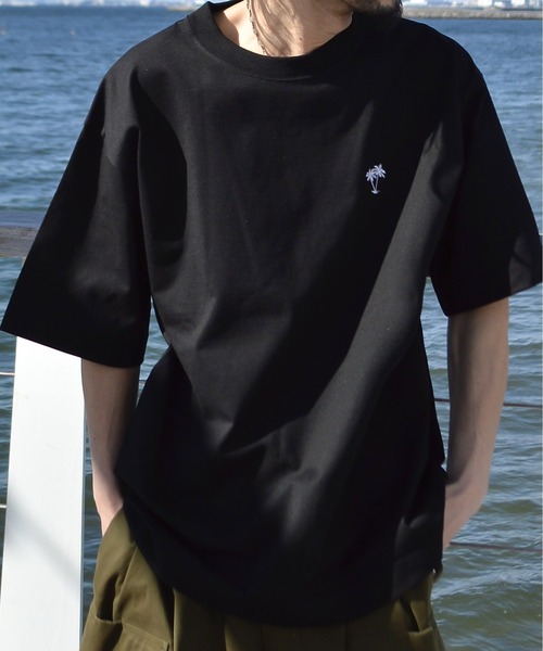 Sunny Smith(サニースミス)の「11.6ウルトラヘビーオンス Heavy Smithヤシの木柄 ワンポイント刺繍Tee(Tシャツ/カットソー・メンズ・チャコールグレー/ブラック/オフホワイト・LARGE/MEDIUM)」の10枚目の写真